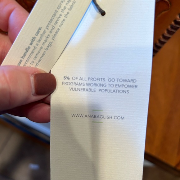 ANABAGLISH Victoria Leather Tote - Picture 8 of 13